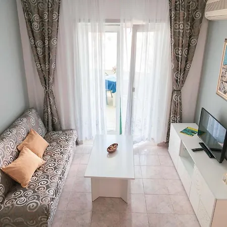 Appartement Family-friendly With Swimming Pool Kali, Ugljan - 14116 *