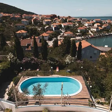 Апартаменты Family-friendly With Swimming Pool Kali, Ugljan - 14116 *