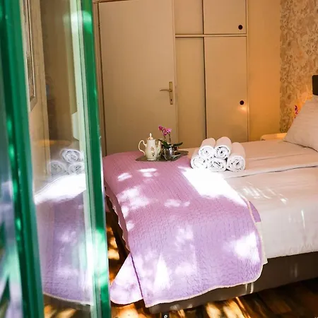 Appartement Family-friendly With Swimming Pool Kali, Ugljan - 14116 *