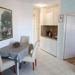 Family-friendly With Swimming Pool Kali, Ugljan - 14116 Appartement Kali
