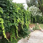 Appartement Family-friendly With Swimming Pool Kali, Ugljan - 14116 *
