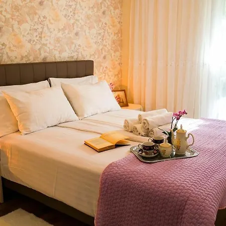 Apartment Family-friendly With Swimming Pool Kali, Ugljan - 14116
