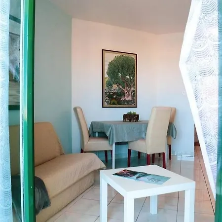 Family-friendly With Swimming Pool Kali, Ugljan - 14116 Apartment *